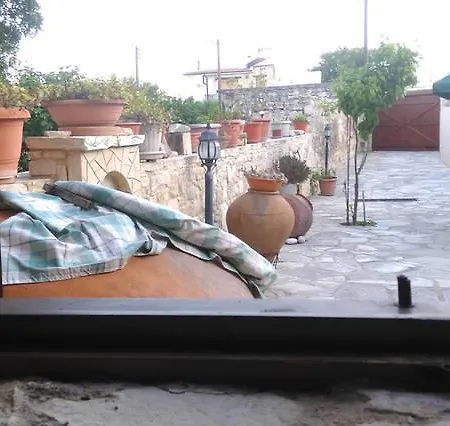 Ioannis Traditional House Pensiune